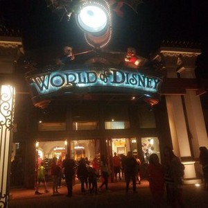  World Of 迪士尼 Store