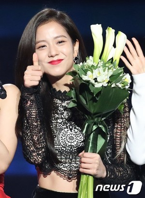  Jisoo at Gaon Chart موسیقی Awards 2019