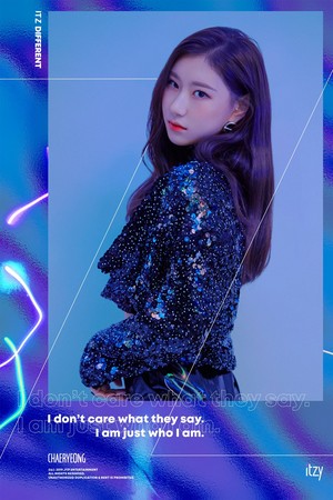  Chaeryeong's individual fotos for 'IT'z Different'