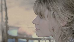  Charlie/Claire Gif