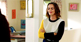  Leighton Meester as Angie D'Amato on Single Parents 1.12 “All Aboard The Two-Parent Struggle Bus