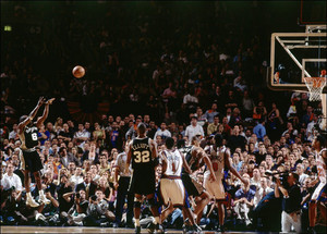  Avery Johnson's championship-winning shot - 1999 NBA Finals