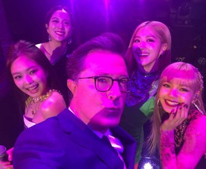  BLACKPINK at The Late hiển thị with Stephen Colbert