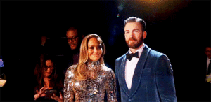  Chris Evans and Jennifer Lopez backstage at the 2019 Academy Awards