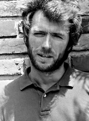  Clint Eastwood on the set of A Fistful Of Dollars (Spain 1964) Photograph द्वारा Mondadori पोर्टफोलियो