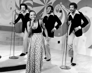  Gladys Knight And The Pips