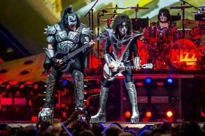  吻乐队（Kiss） ~Dallas, Texas...February 20, 2019 (American Airlines Center)