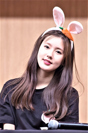  Miyeon ~ (G)I-DLE