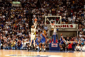  Rik Smits' Game-Winning Buzzer-Beater - Game 4 1995 Eastern Conference Finals