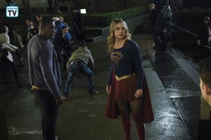  Supergirl - Episode 4.14 - Stand And Deliver - Promo Pics