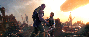  Tony Stark vs Thanos in Avengers: Infinity War (2018)