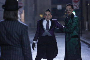  5x12 - The Beginning - pinguin and Riddler