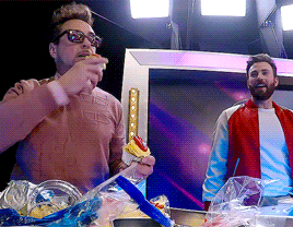  petit gâteau, cupcake Challenge with the Avengers Cast