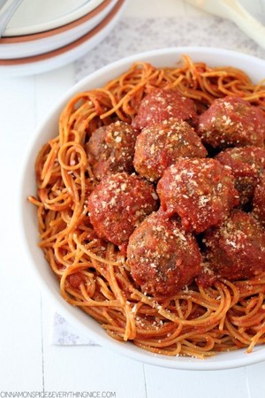  спагетти And Meatballs