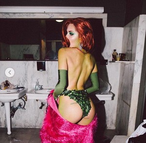  Halsey as Poison Ivy!