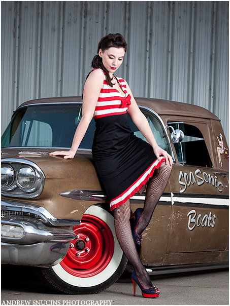 Pinup Hot Rods