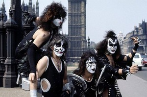  KISS ~London, England...May 10, 1976