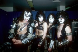  吻乐队（Kiss） ~Norfolk, Virginia...January 25, 1983