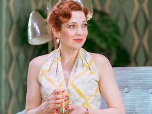  Katherine Parkinson as Judy in home pagina Im Darling