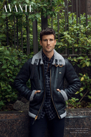 Parker Young Fan Club | Fansite with photos, videos, and more
