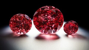  Red Diamonds