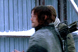  Snowball Fight ~'The Storm' (9x16)