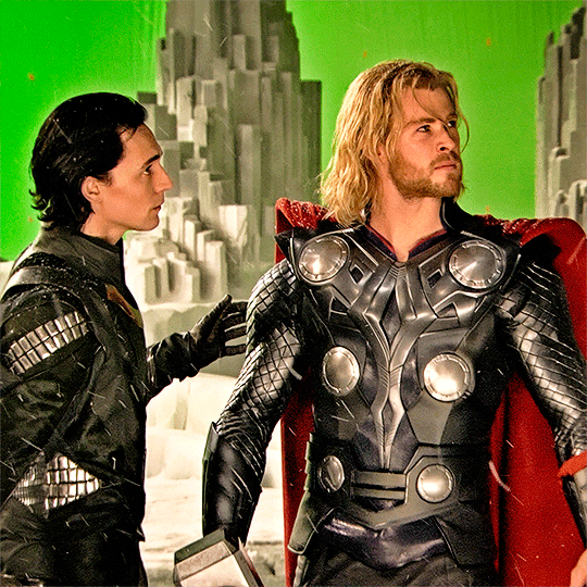 Tom Hiddleston and Chris Hemsworth on the set of Thor (2011) 