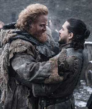  Tormund Giantsbane and Jon Snow in 'A Knight of the Seven Kingdoms'
