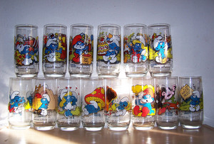  Vintage Smurf Drinking Glasses