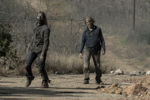  5x05 ~ The End of Everything ~ Walkers
