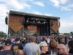  吻乐队（Kiss） ~Iffezheim, Germany...July 6, 2019 (Rennbahn)