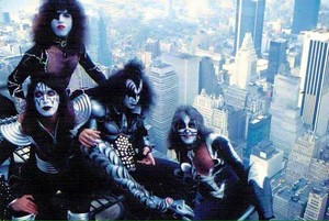  Kiss (NYC)…June 24, 1976 (Central Park)
