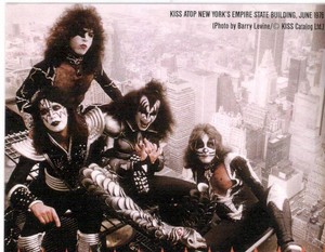  Kiss (NYC) June 24, 1976 (Empire State Building)
