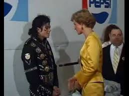  Michael Talking With Princess Diana
