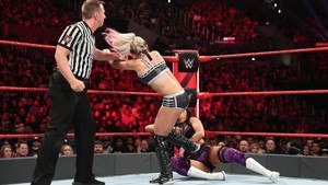  Raw 6/17/19 ~ The IIconics vs Alexa Bliss/Nikki пересекать, крест