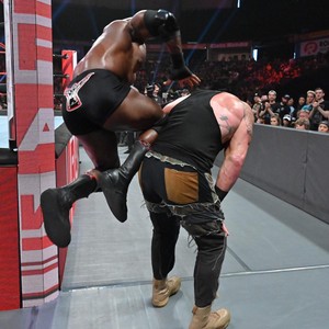  Raw 6/24/19 ~ Bobby Lashley vs Braun Strowman Tug of War