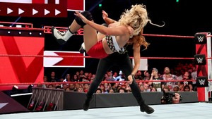  Raw 6/3/19 ~ Lacey Evans vs charlotte Flair