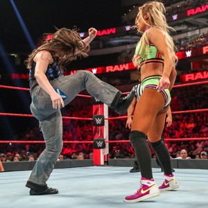  Raw 7/1/19 ~ Carmella vs Nikki クロス
