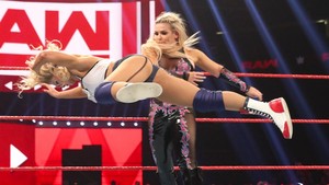  Raw 7/1/19 ~ Natalya vs Lacey Evans