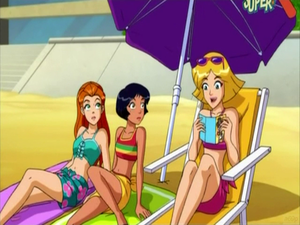 Sam, Clover e Alex in bikini