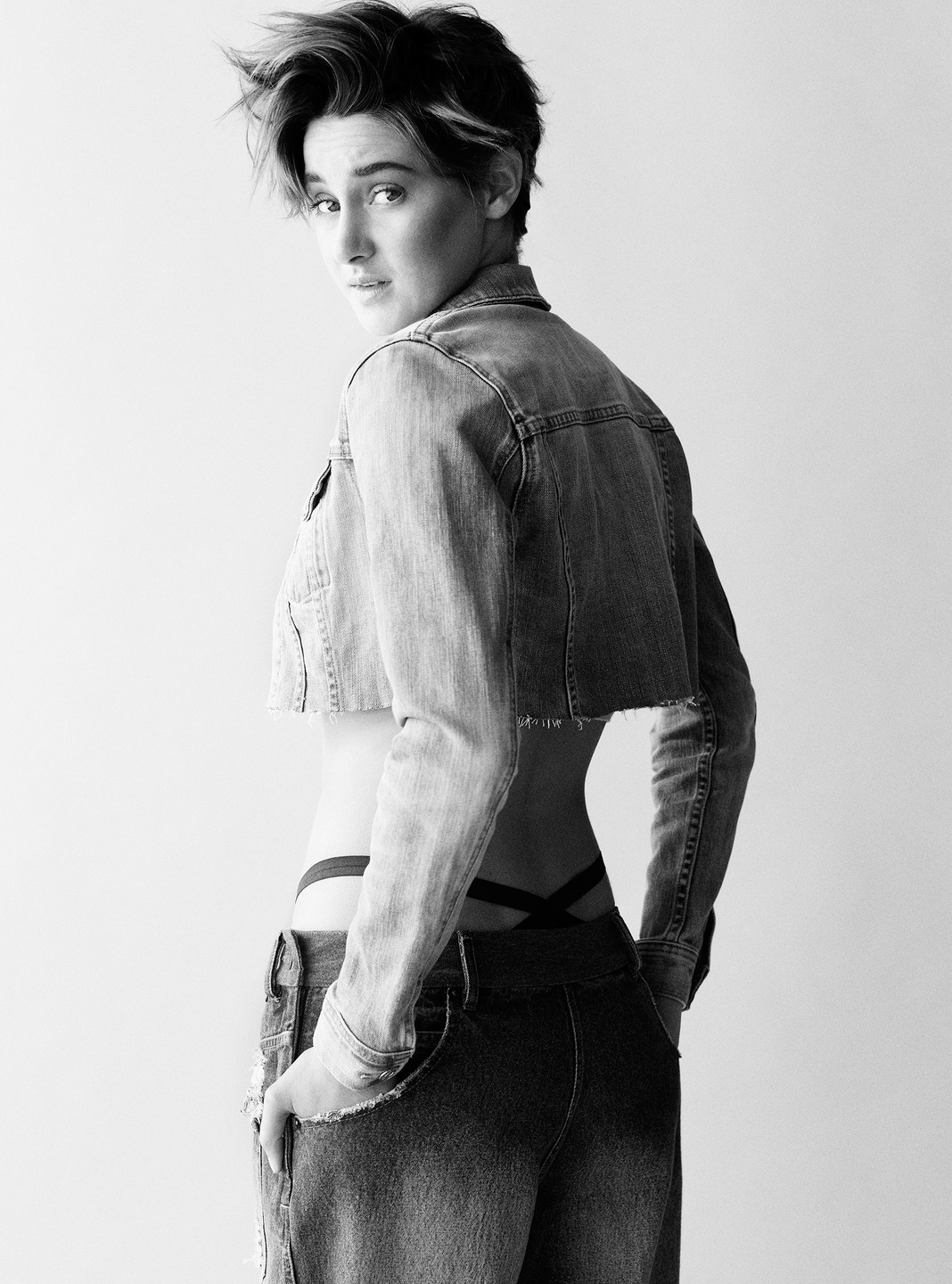 Shailene Woodley - Glamour UK Photoshoot - 2015