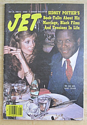 Sidney Poirier And 초 Wife On The Cover Of Jet