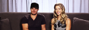  Stephen Amell and Emily Bett Rickards - Fanpop Animated پروفائل Banner