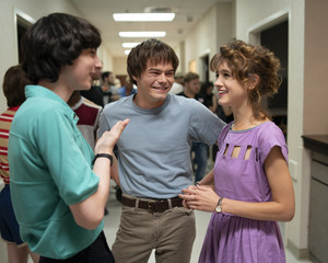  Stranger Things 3 - Behind the Scenes - Finn Wolfhard, Charlie Heaton and Natalia Dyer