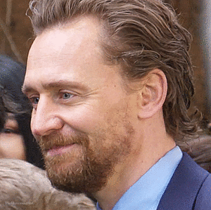  Tom meeting fan on the Early Man 'Green' Carpet (January 14, 2018)