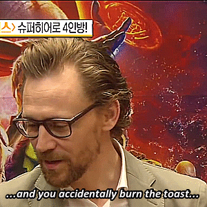  Tom w/Benedict Cumberbatch: What super powers would あなた like?
