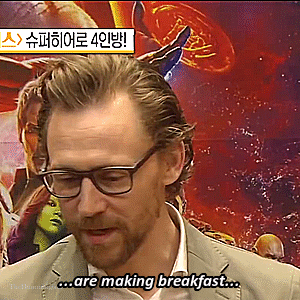 Tom w/Benedict Cumberbatch: What super powers would you like? 
