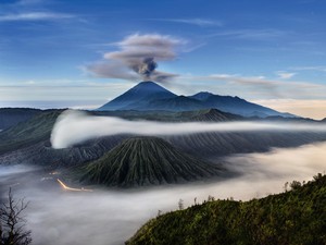  火山