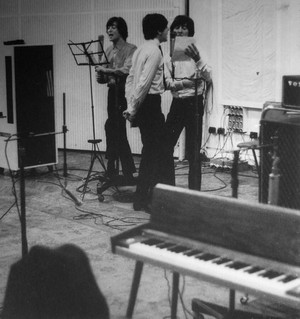  Beatles in the studio