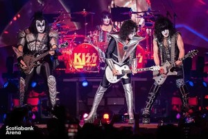  吻乐队（Kiss） ~Toronto, Canada...August 17, 2019 (Scotiabank Arena)